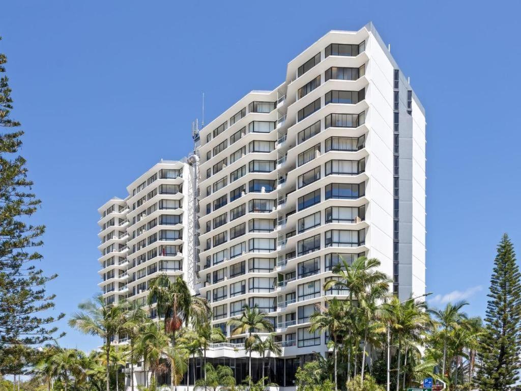 Large Surfers Paradise Apartment With Fantastic Views Гоулд Коуст Екстериор снимка